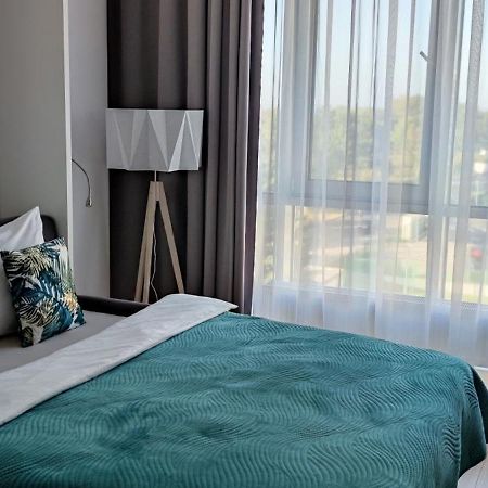 Apartamenty Comfort Na Alejach Jerozolimskich 바르샤바 외부 사진