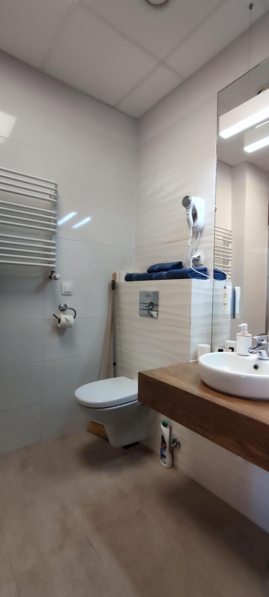 Apartamenty Comfort Na Alejach Jerozolimskich 바르샤바 외부 사진